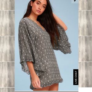 Bell sleeve shift dress
